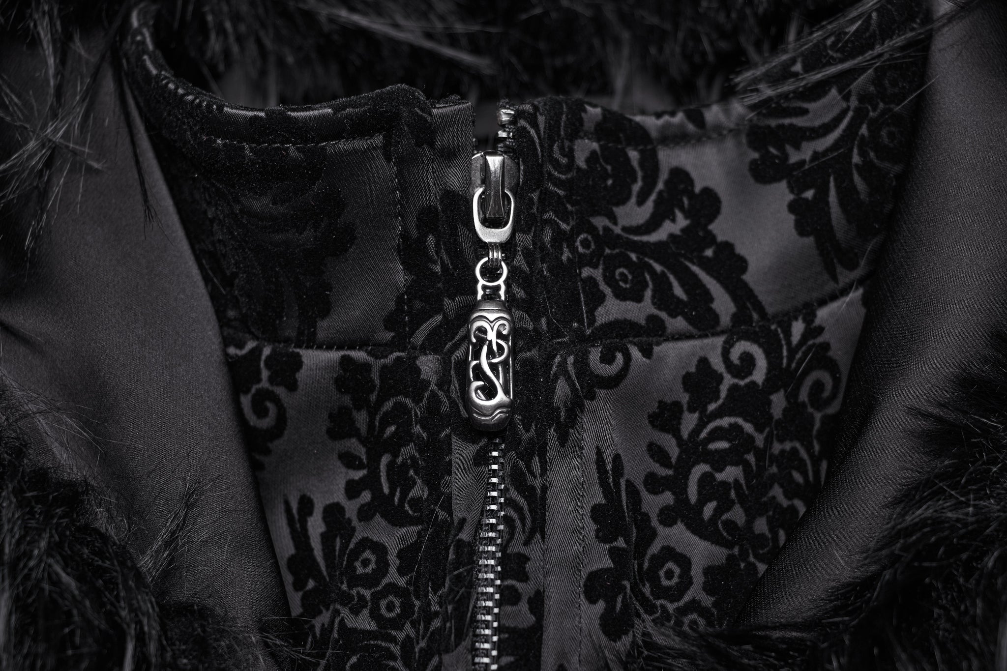 Punk Rave Morrigan Goth Gorgeous Jacquard Coat - Black