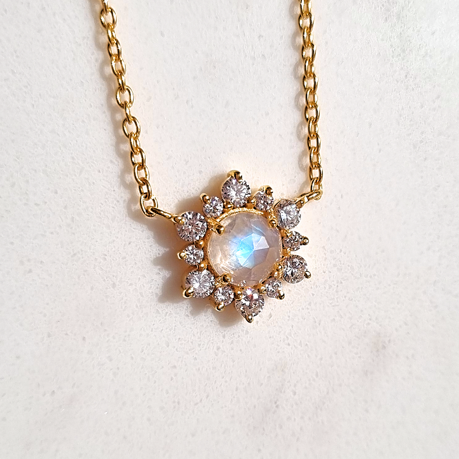 Rainbow Moonstone Necklace in 18k Gold Vermeil