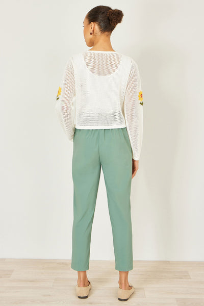 Yumi Green Stretch Capri Pants With Tie Belt