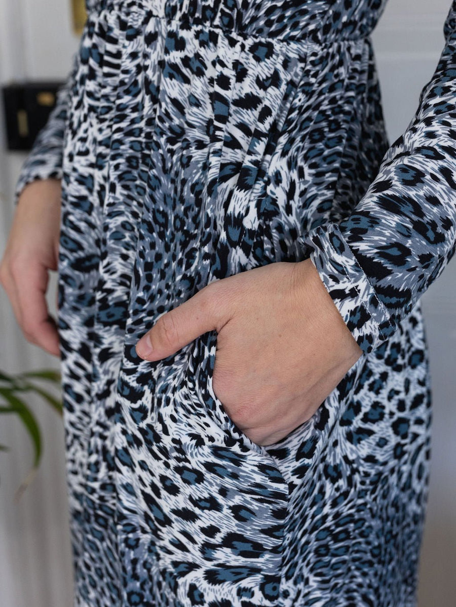 Petite Leopard Print Dress – Flattering Waist Fit with Pockets | Boutique Bestseller